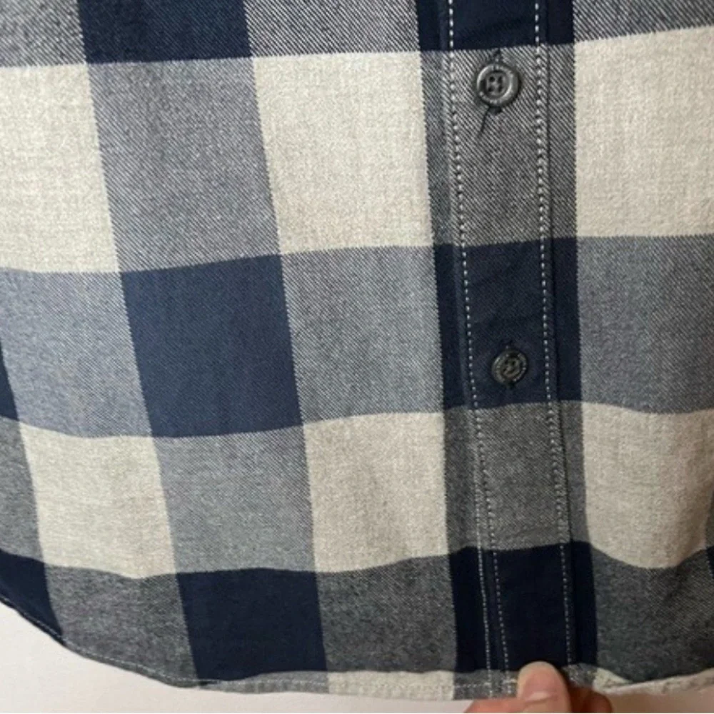 Men's Blue and Gray flannel Shirt Eddie Bauer size TL